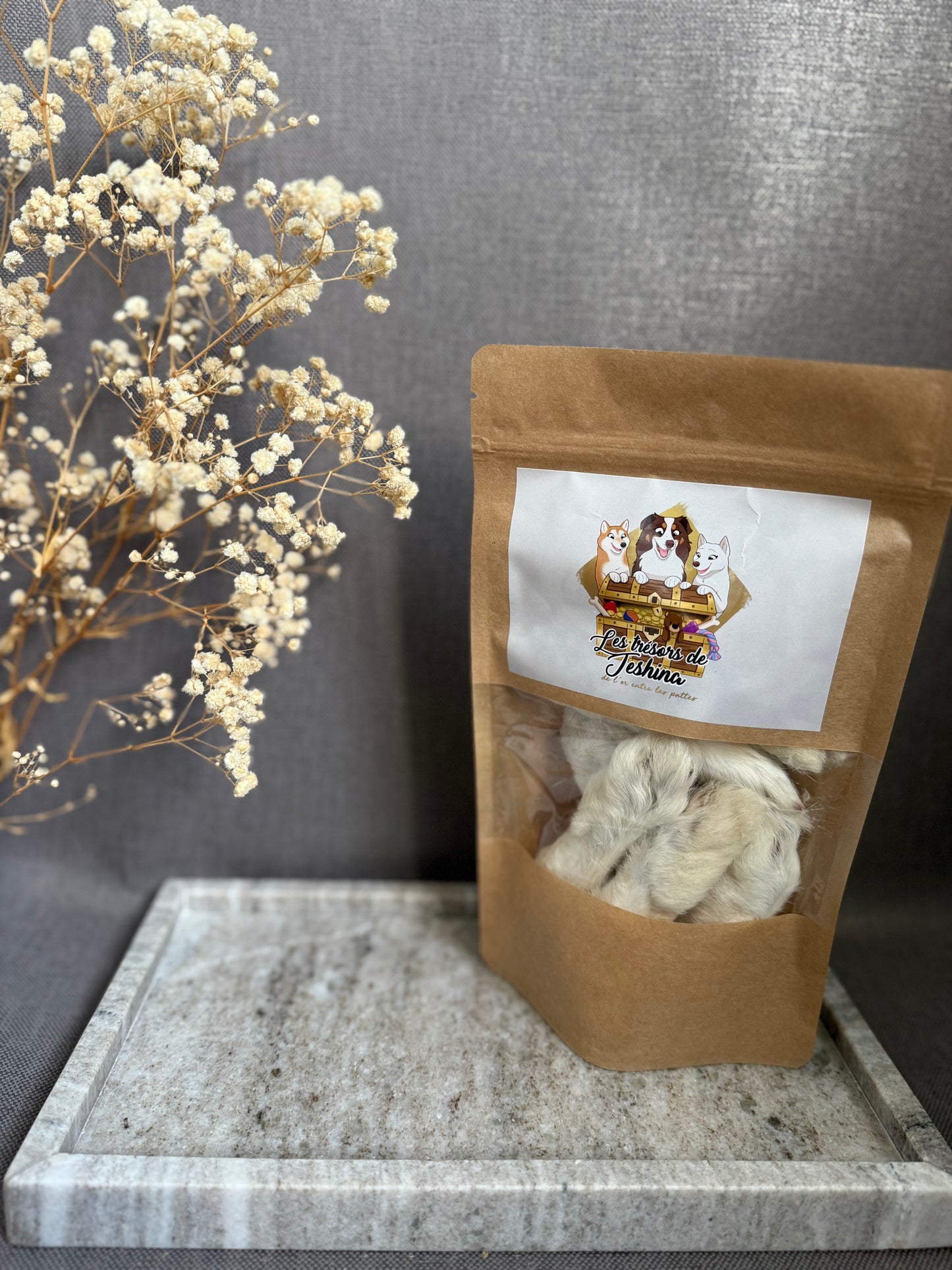 Pattes de lapin avec poils