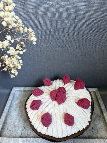 Tarte aux baies - peluche de fouille