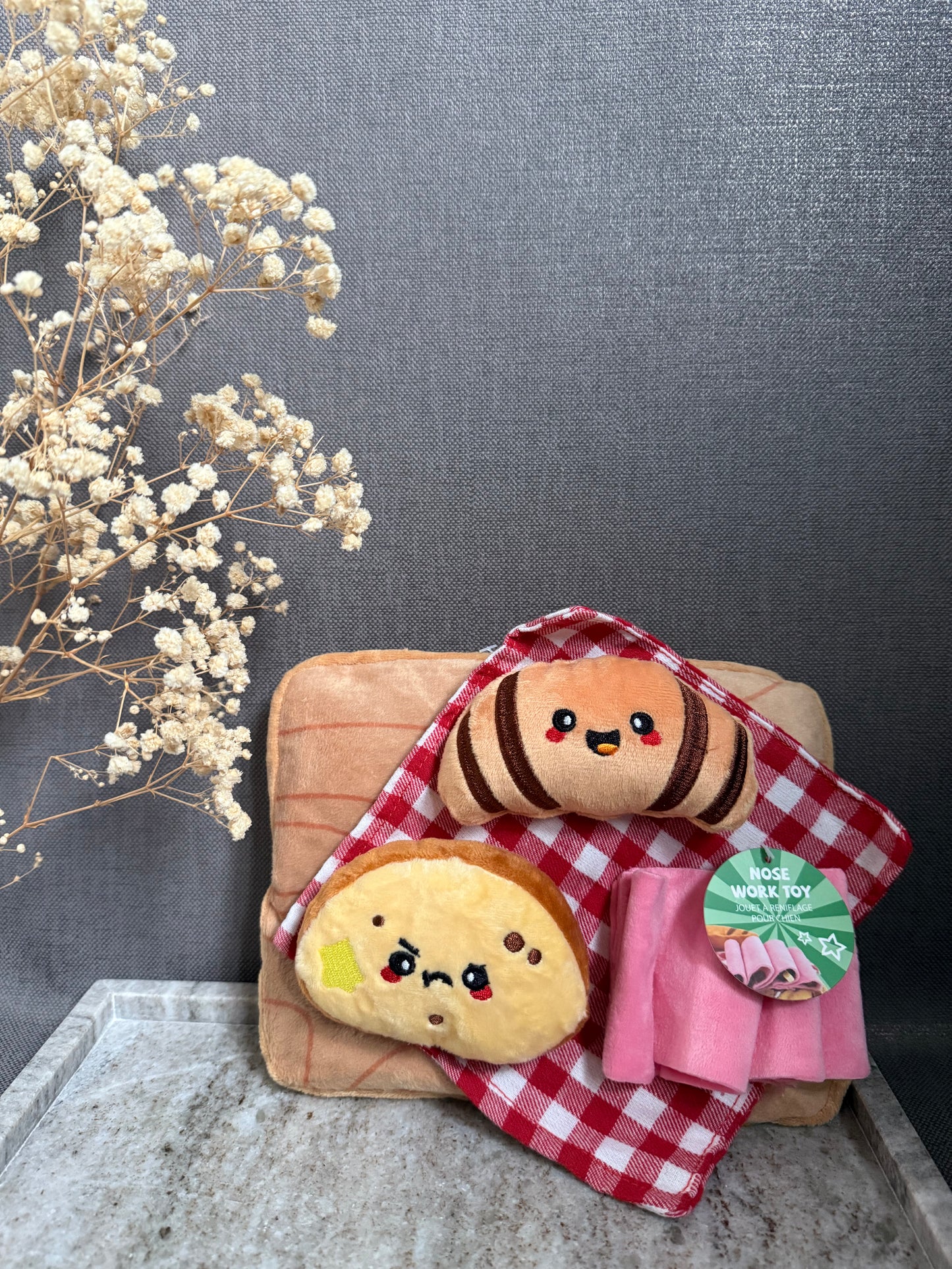 Planche de picnic - peluche de fouille