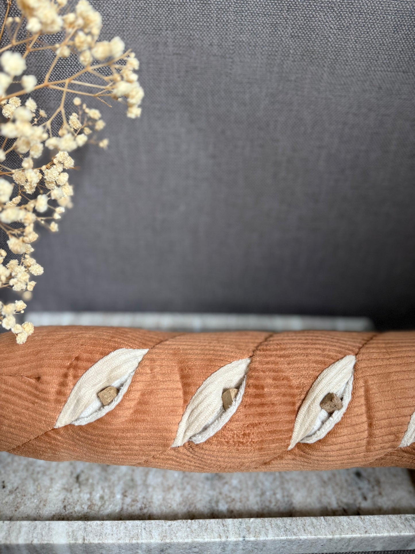 Baguette géante - Peluche de fouille
