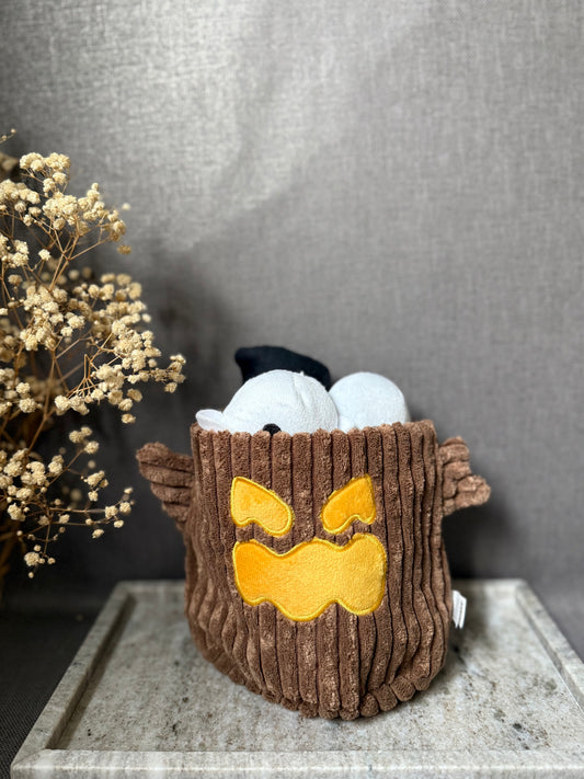 Arbre hanté - peluche de fouille