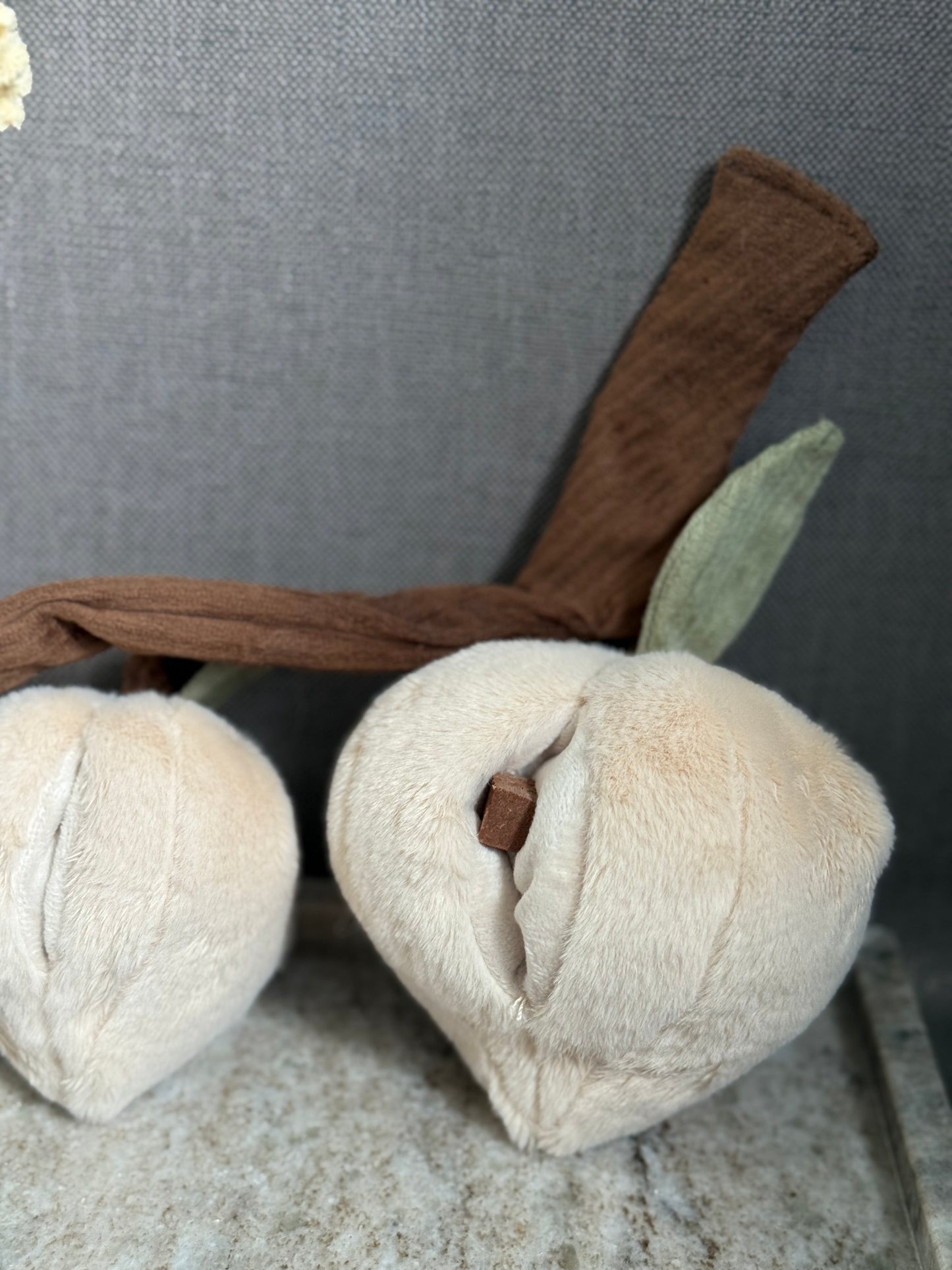 Pêches - Peluche de fouille