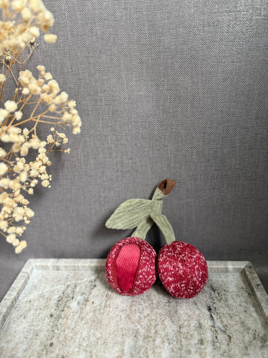 Cherry - Peluche de fouille